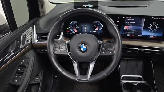 BMW 2 Series Tourer (U06) 218d 2023 13