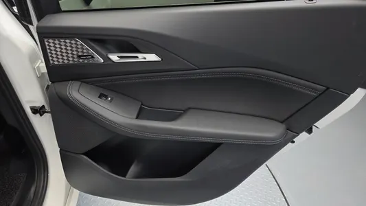 BMW 2 Series Tourer (U06) 218d 2023 25