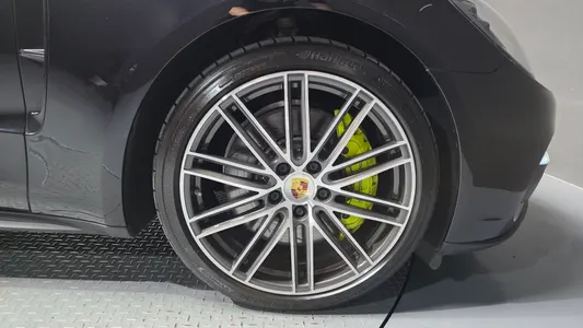 Porsche (971) 2.9 AWD E- 2018 21