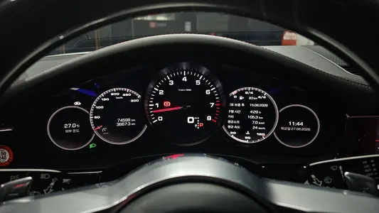 Porsche (971) 3.0 AWD 2020 8