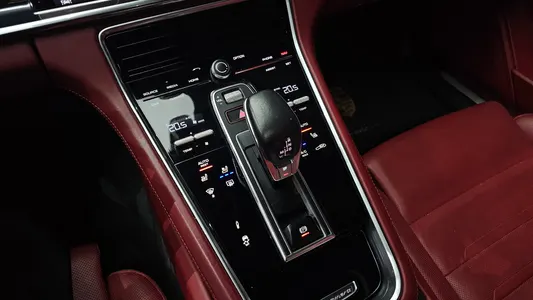 Porsche (971) 3.0 AWD 2020 9