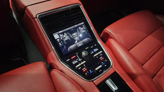 Porsche (971) 3.0 AWD 2020 34