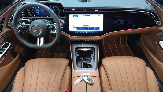 Mercedes-Benz E-Class W214 E300 4MATIC AMG Line 2026 7