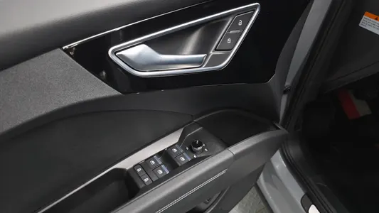 Audi Q4 e- (F4) 40 2022 28