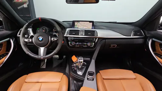 BMW 3 Series (F30) 330i M 2018 6
