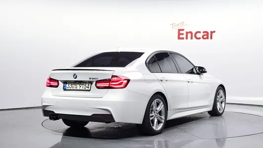 BMW 3 Series (F30) 330i M 2018