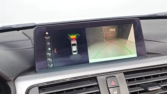 BMW 3 Series (F30) 330i M 2018 15