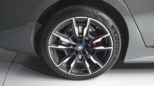 BMW i4 M50 2023 5