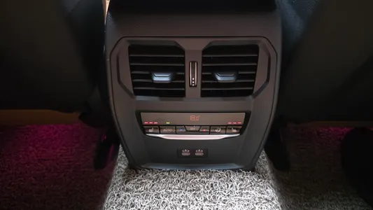 BMW i4 M50 2023 29