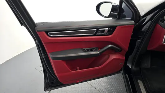 Porsche (PO536) 3.0 2019 24