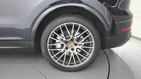 Porsche (PO536) 3.0 2019 21