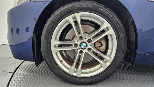 BMW 5 Series (F10) 520d M 2016 4