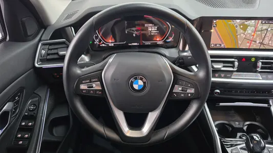 BMW 3 Series (G20) 320i 2020 13