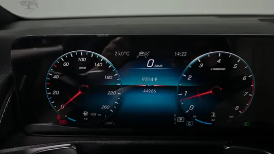 Mercedes-Benz GLB-Class X247 GLB220 2021 7