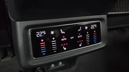 Audi e- 55 2021 19