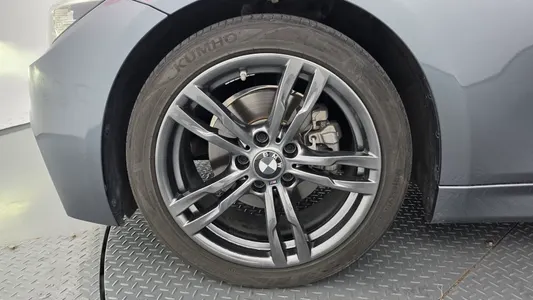 BMW 3 Series (F30) 320i M 2018 5