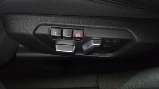 BMW 3 Series (F30) 320i M 2018 31