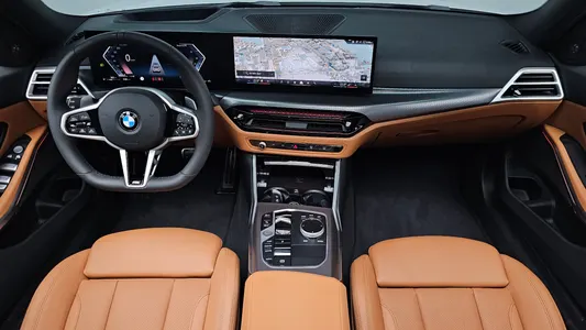 BMW 3 Series (G20) 320i M 2025 6