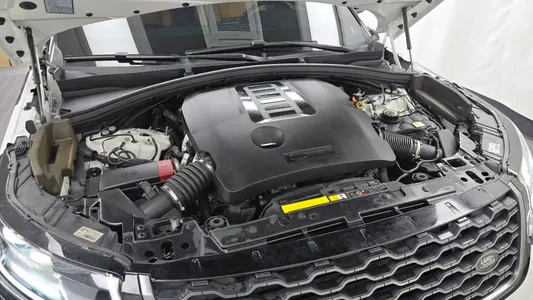 Land Rover 레인지로버 벨라 3.0 P400 R- HSE 2022 6