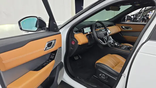 Land Rover 레인지로버 벨라 3.0 P400 R- HSE 2022 10