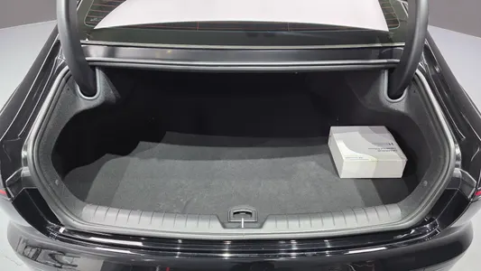 Hyundai (GN7) 3.5 2WD 2023 18