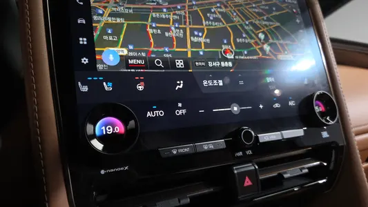 Toyota 4 2.5 HEV AWD 2025 35