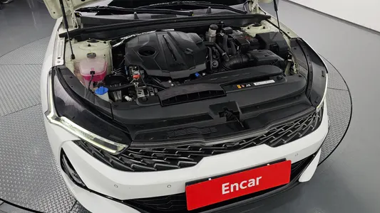 Kia K5 3 2.0 2021 6