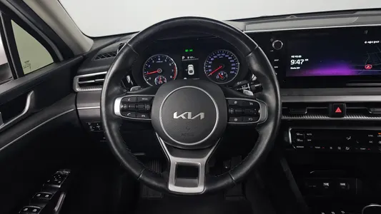 Kia K5 3 2.0 2021 13