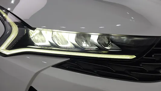 Kia K5 3 2.0 2021 22