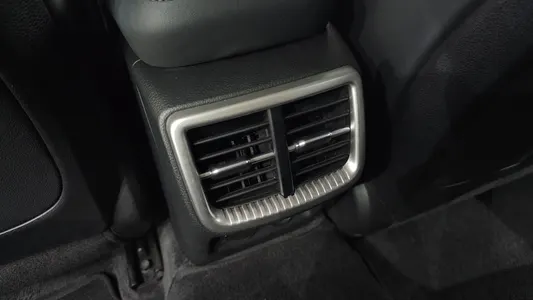Kia K5 3 2.0 2021 27