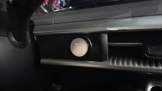 Kia K5 3 2.0 2021 28