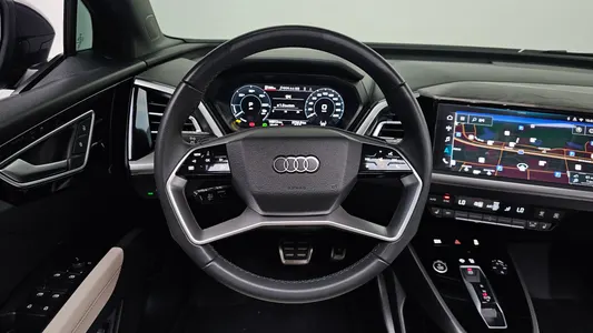 Audi Q4 e- (F4) 45 2025 12