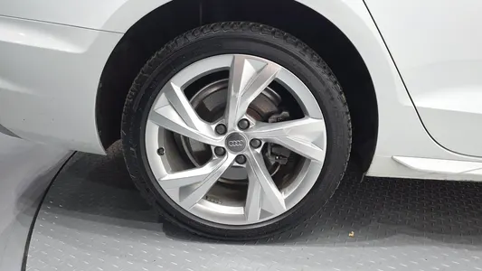 Audi A4 (B9) 35 TDI 2021 5