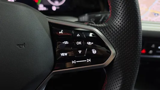Volkswagen 8 2.0 GTI 2024 18
