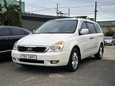 Kia R GLX 2012
