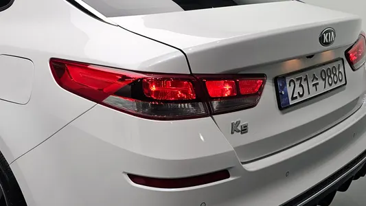 Kia K5 2 2.0 LPI 2018 23