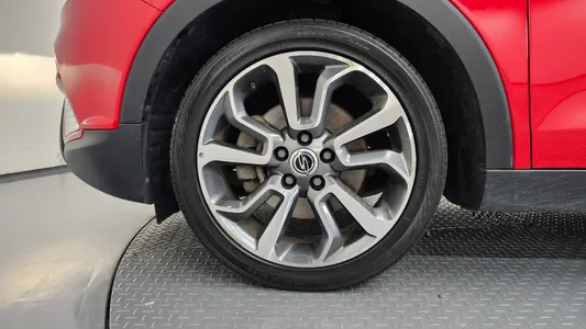KG Mobility Tivoli LX 2WD 2015 5