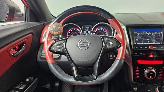 KG Mobility Tivoli LX 2WD 2015 13