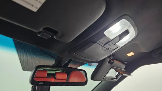 KG Mobility Tivoli LX 2WD 2015 15