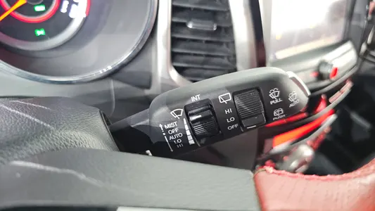 KG Mobility Tivoli LX 2WD 2015 20