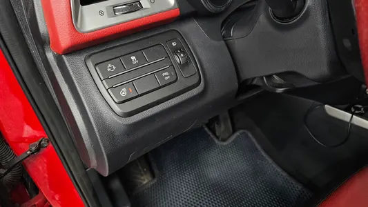 KG Mobility Tivoli LX 2WD 2015 19
