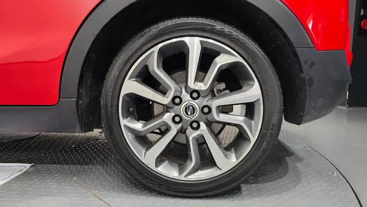 KG Mobility Tivoli LX 2WD 2015 21