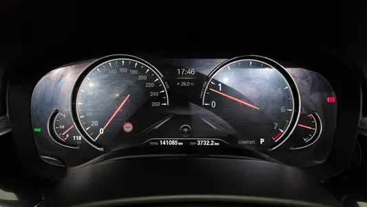 BMW 5 Series (G30) 530i M 2018 7