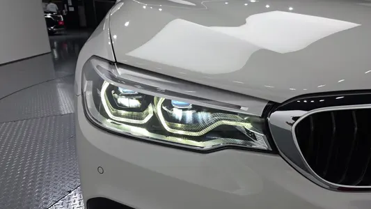 BMW 5 Series (G30) 530i M 2018 22