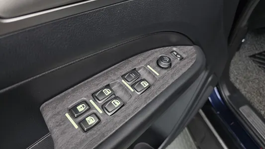 KG Mobility 렉스턴 스포츠 2.2 4WD 2018 11
