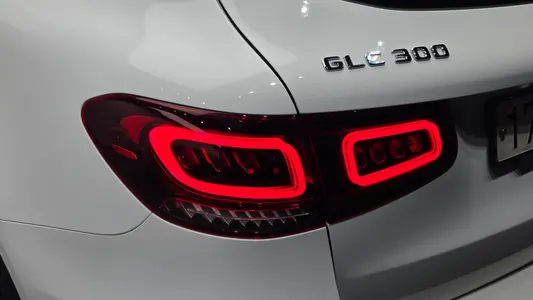 Mercedes-Benz GLC-Class X253 GLC300 4MATIC 2020 23