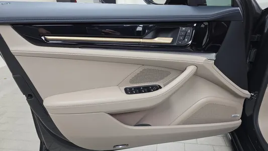 Porsche (976) 2.9 AWD 2024 24