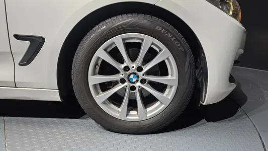BMW 3 Series GT (F34) GT 320d xDrive 2015 21