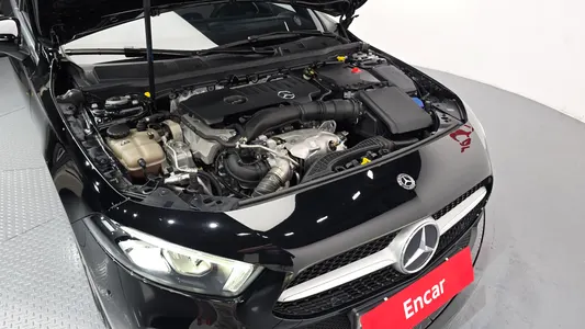 Mercedes-Benz A-Class W177 A220 2019 6