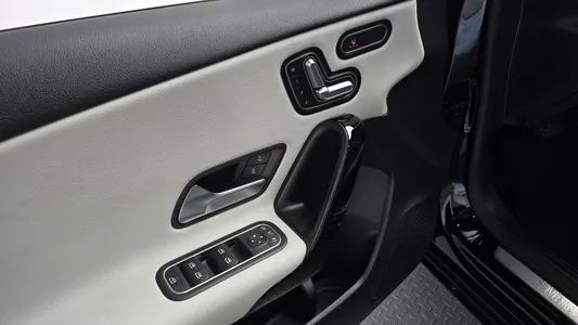 Mercedes-Benz A-Class W177 A220 2019 17